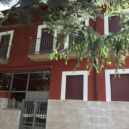 Apartamento Balcon De Jaca I Kültér fotó